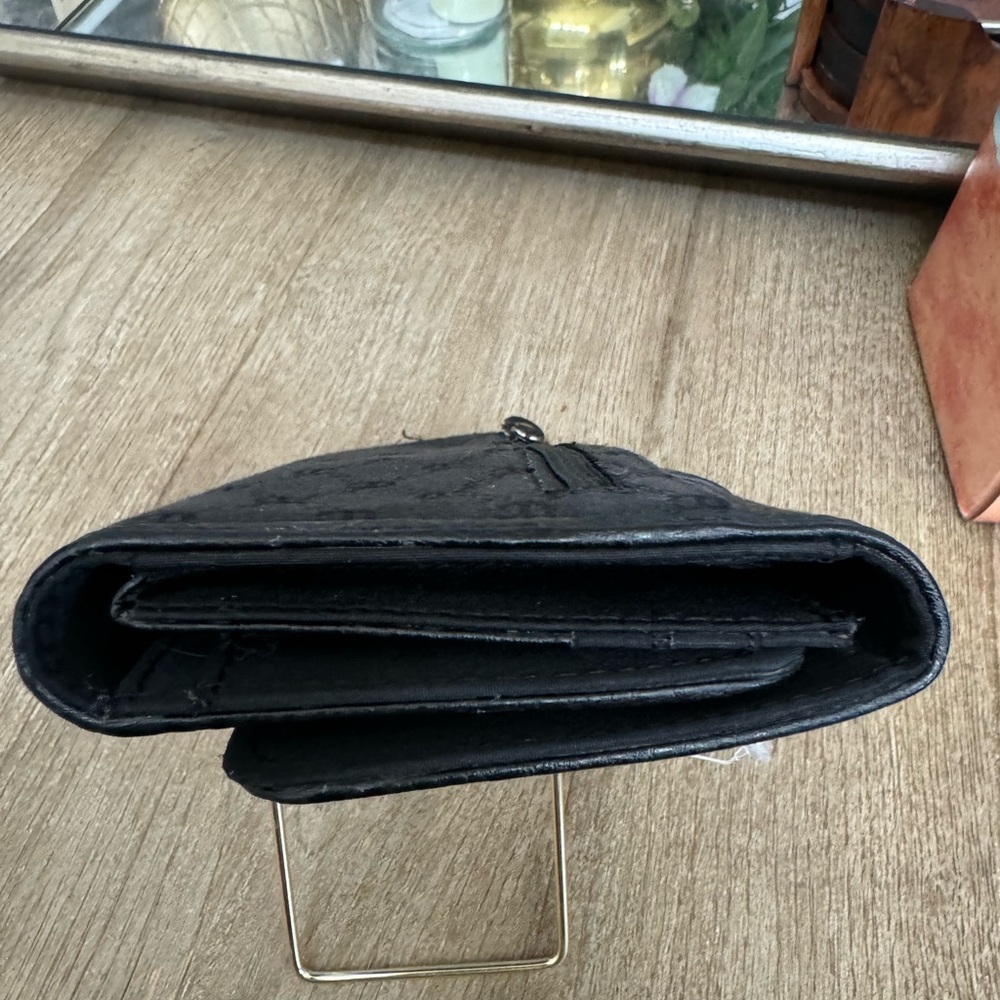 Etienne Aigner wallet - Picture 11 of 14